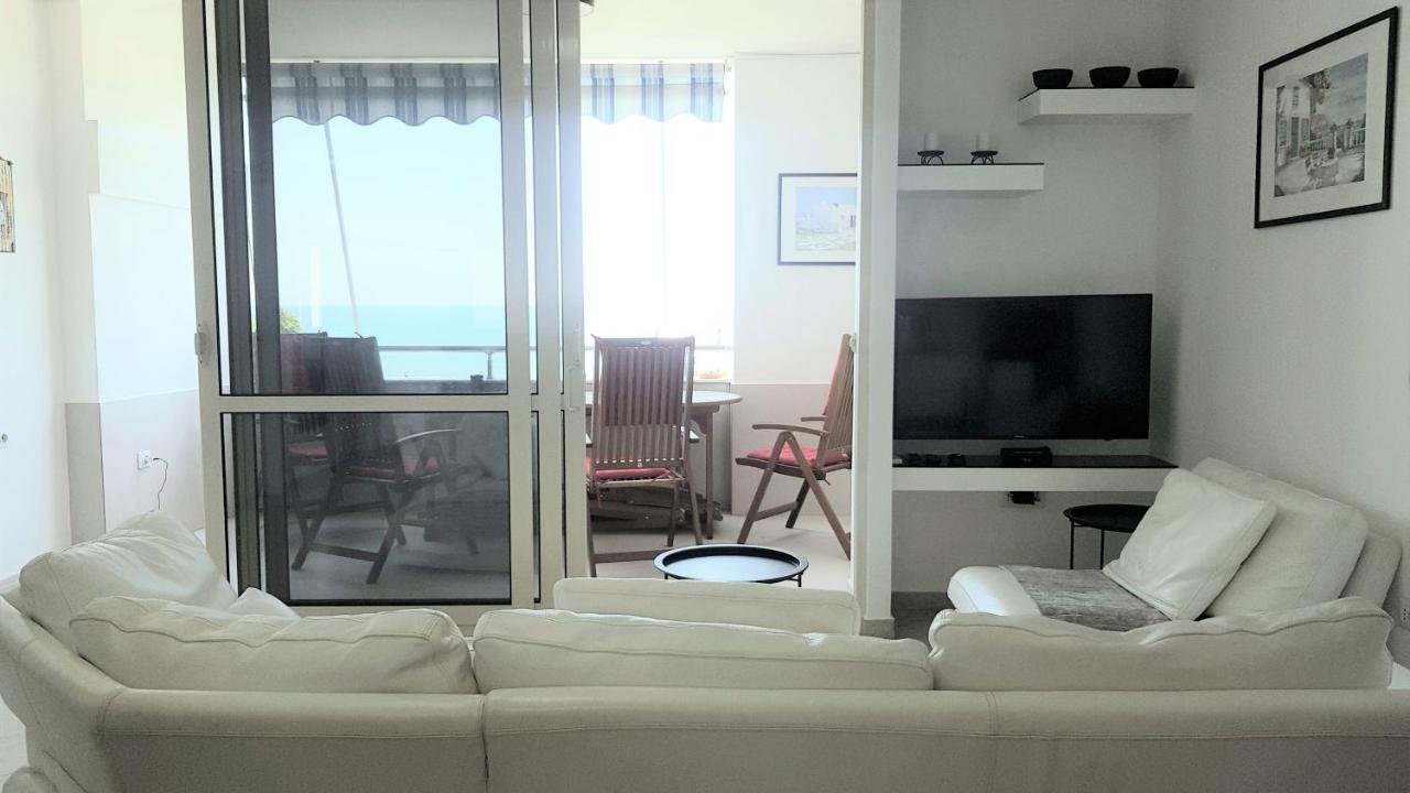 M&I Beach Apartment With Sea View Durres Exterior photo